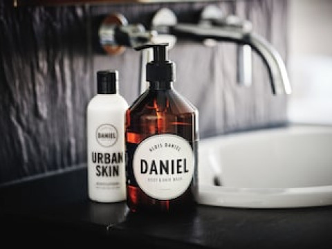 DANIEL