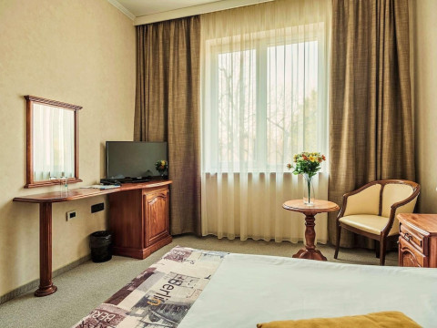 Danube Plaza Hotel