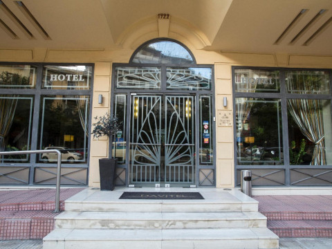 Davitel Tobacco Hotel