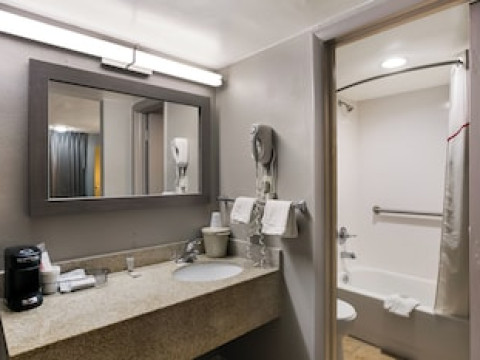 DAYS INN BALTIMORE WEST, SECURITY BLVD.