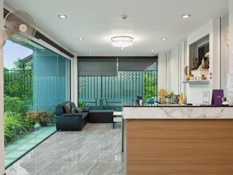 De Piraya residence