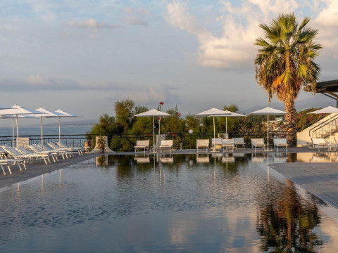 Delta Hotels by Marriott Giardini Naxos