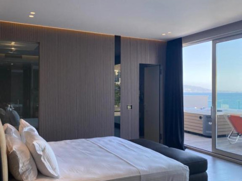 Hotel Demi