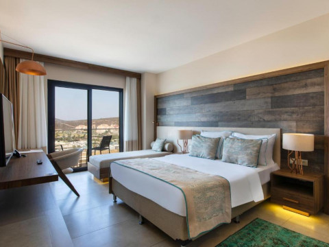 Design Plus Seya Beach Hotel