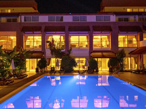 DG ROSE RESORT