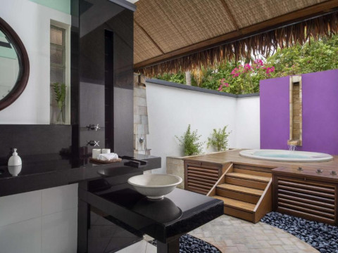 Dhawa Ihuru Resort