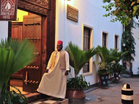 Dhow Palace Hotel