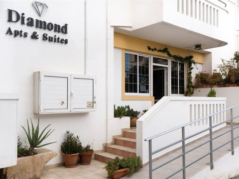 Diamond Apts & Suites