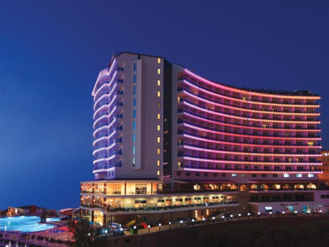 DIAMOND HILL RESORT