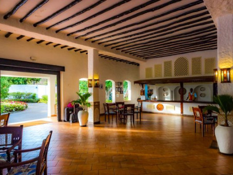 DIANI SEA LODGE