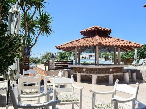 DIAS APARTMENTS