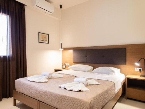 Dimitra Hotel and Apartments