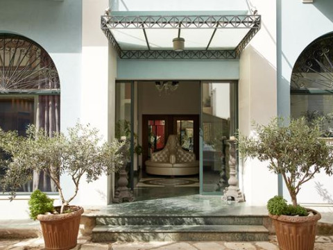 Dioni Boutique Hotel