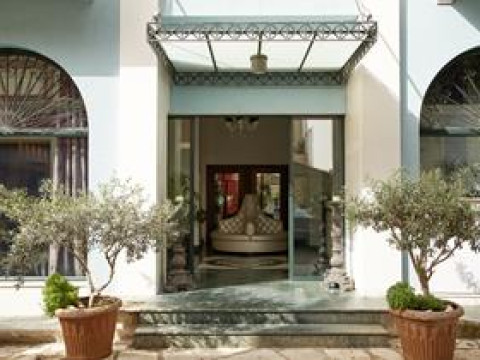 Dioni Boutique Hotel