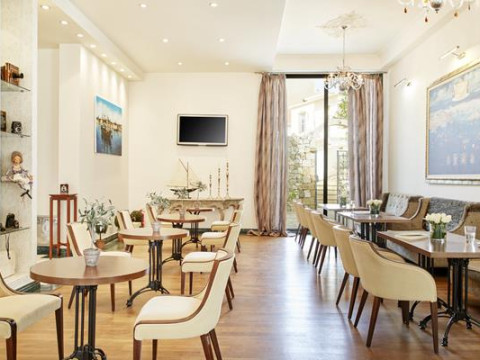 Dioni Boutique Hotel