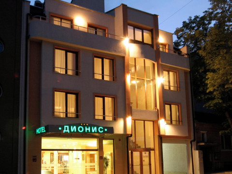 Dionis Hotel