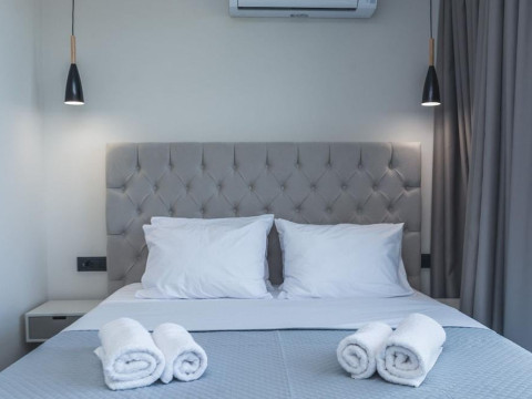 DIONISOS LUXURY SUITES