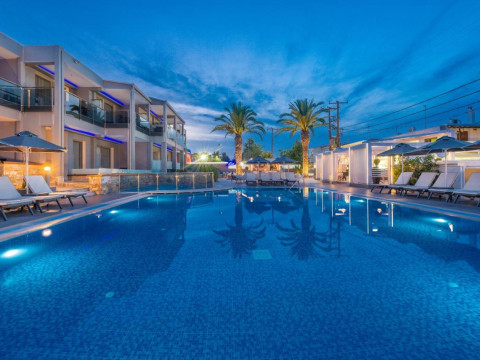 DIONYSOS HOTEL & SUITES