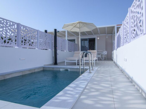 Dionysos Suites