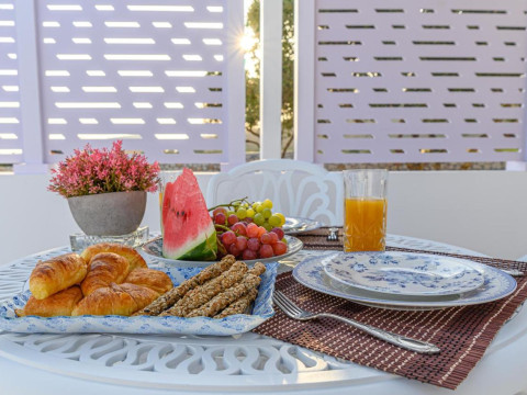 Dionysos Suites