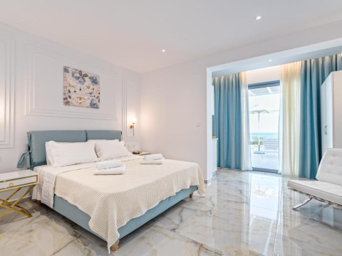 Dionysos Suites