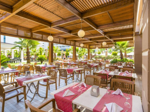Hungest Hotel Sun Resort