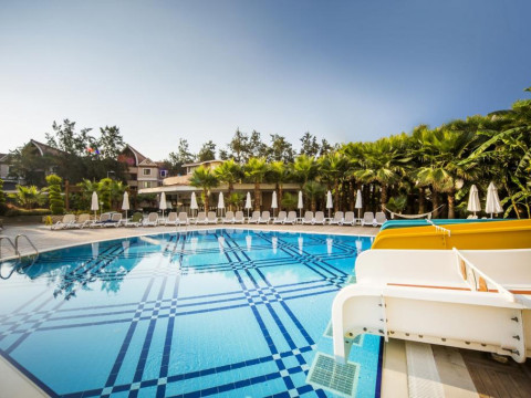 Hungest Hotel Sun Resort