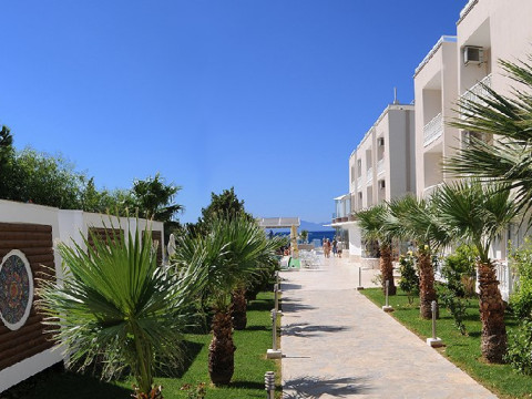 DOGAN BEACH HOTEL