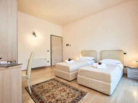 DOMUS IL PALIO B AND B