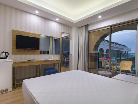 DOSINIA LUXURY RESORT HOTEL