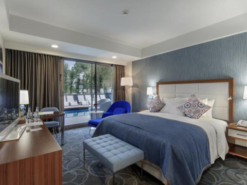 DOUBLETREE BY HILTON KUSADASI