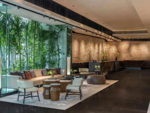 DoubleTree by Hilton Bangkok Ploenchit