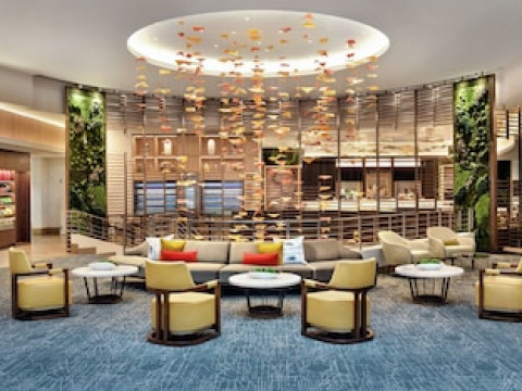 DOUBLETREE BY HILTON CHICAGO - MAGNIFICENT MILE