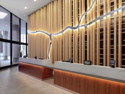 DOUBLETREE BY HILTON CHICAGO - MAGNIFICENT MILE