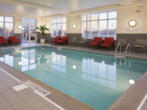 DOUBLETREE BY HILTON CHICAGO MIDWAY AIRPORT