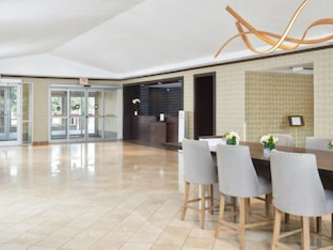 DOUBLETREE BY HILTON DALLAS - MARKET CENTER