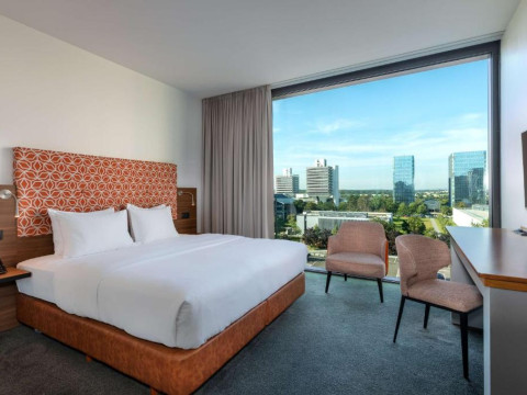 DoubleTree by Hilton Frankfurt Niederrad
