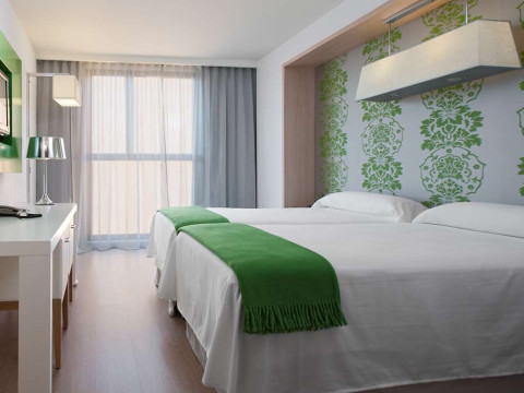 DoubleTree by Hilton Girona