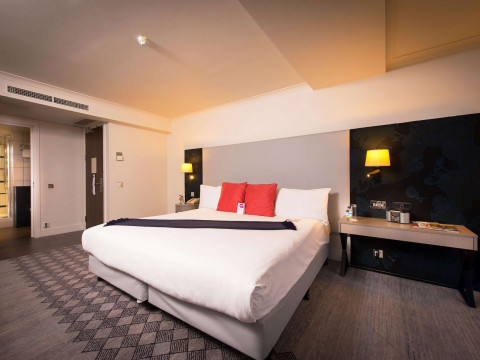 DoubleTree by Hilton London Kensington