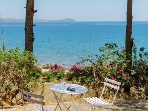 Hotel Douka Seafront Residences