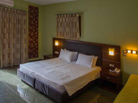 DRACOS APART HOTEL