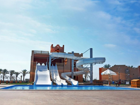 Dream Lagoon & Aqua Park Resort