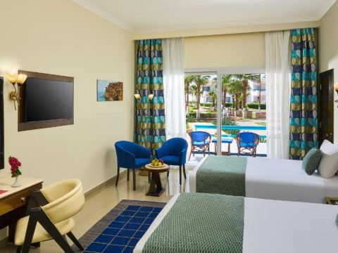 DREAMS BEACH RESORT_