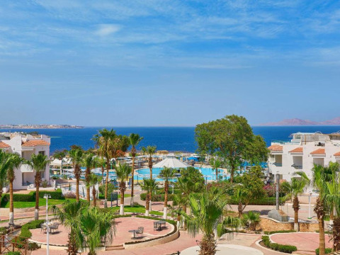 DREAMS BEACH RESORT_
