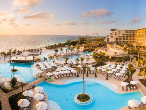 Dreams Natura Resort & Spa