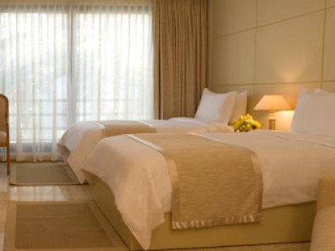 Dubai Marine Beach Resort and Spa