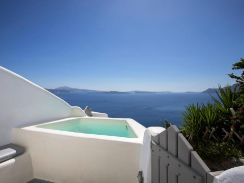 Ducato di Oia Santorini