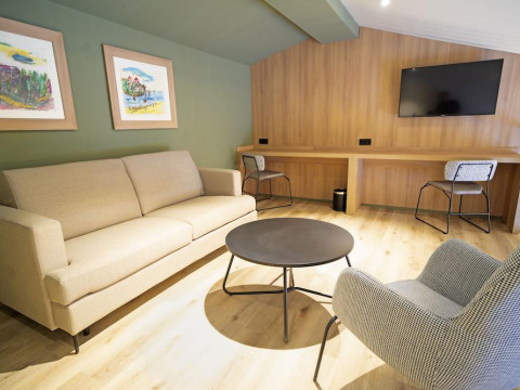 DWO Valencia by Checkin