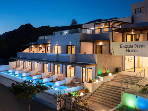 Eagle Nest Hotel