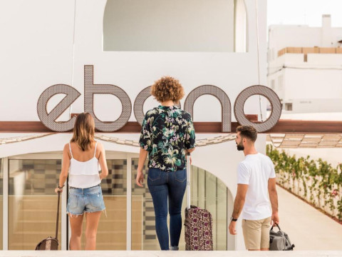 Ebano Hotel Apartments & Spa